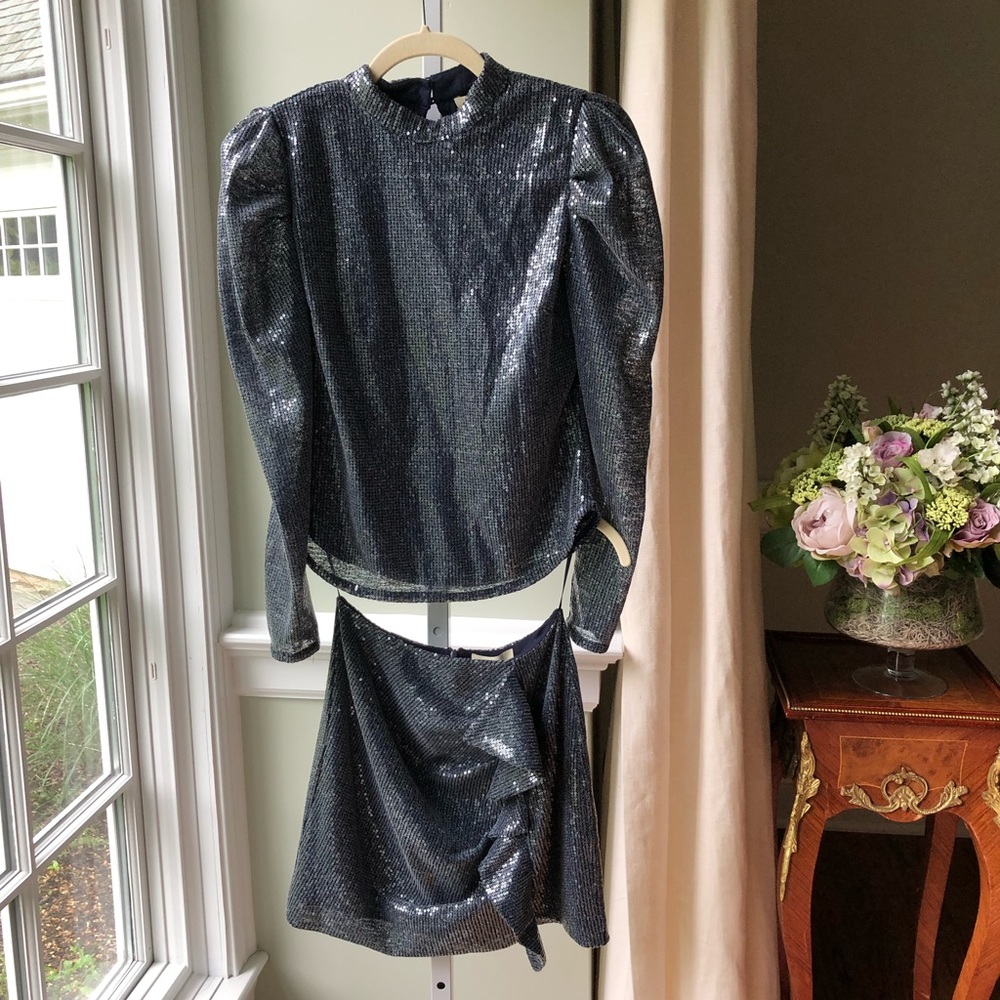 New Lenon Sequined Long Sleeve Top and Skirt Set